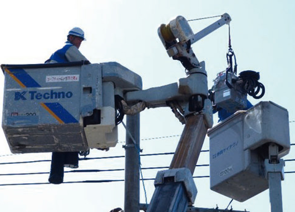 交換後のPASと高圧ケーブル